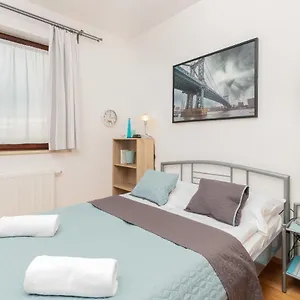 Jabłoniowa By Renters Apartament