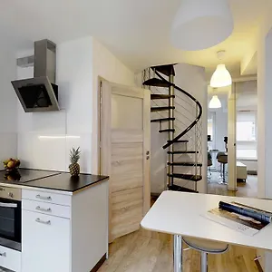 https://golden-house-city-centre-800-m-od-rynku.hotelswroclaw.com